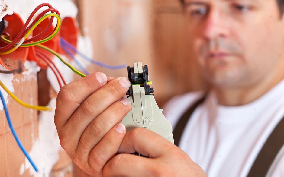 électricien en urgence Épône